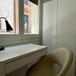Beautiful For Rent In Center Konukevi Tarragona