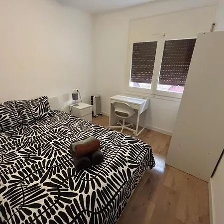 Beautiful For Rent In Center