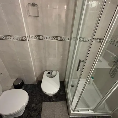 Beautiful For Rent In Center Vendégház *