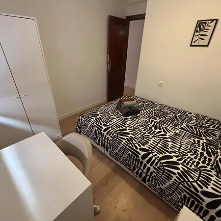 Beautiful For Rent In Center Vendégház *