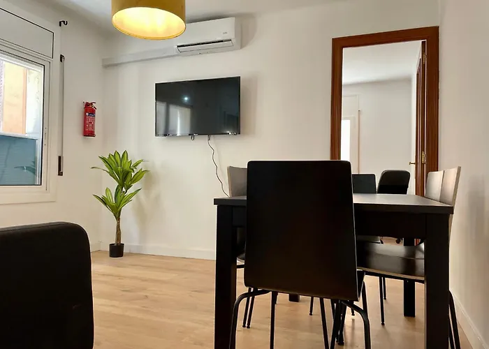 Casa de hóspedes Beautiful For Rent In Center *